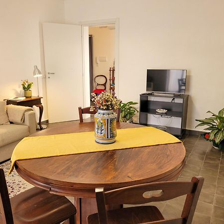 B&B Loft Famiglia Arezzo Ragusa Buitenkant foto